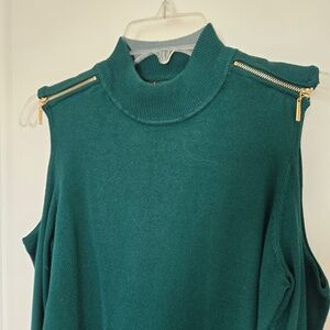 women"s size S Hunter Green cold shoulder sweater